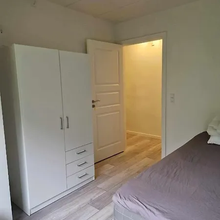 Habitación en casa particular Enkeltvaerelse Med Faelles Badevaerelse